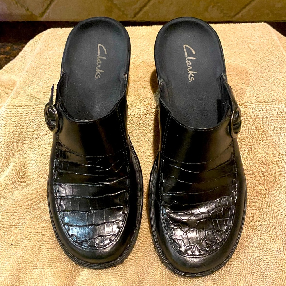 Clarks Black Mules